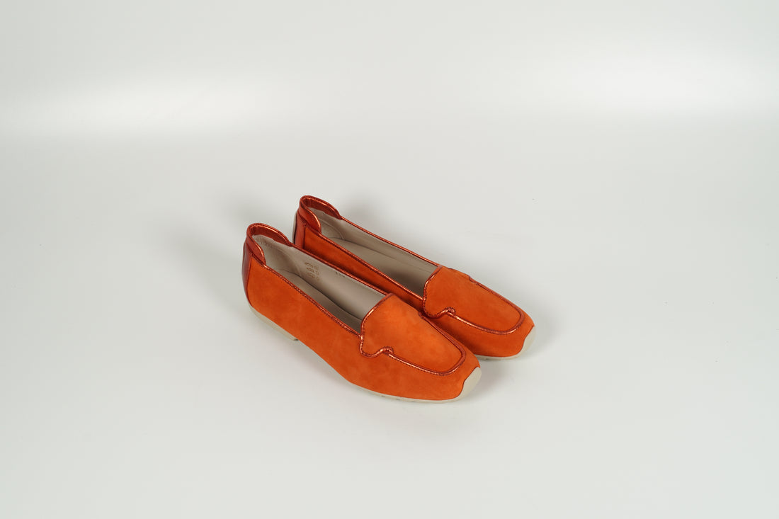 Moccasin Orange