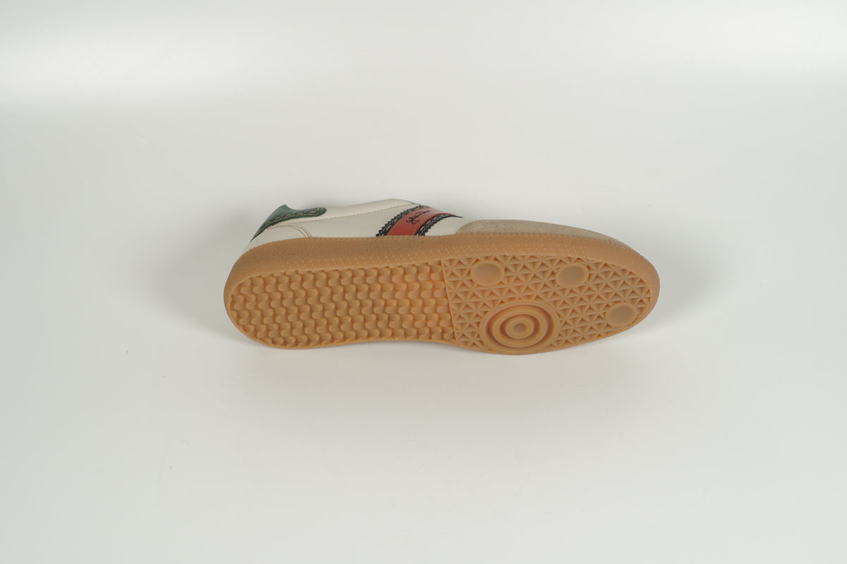 Baskets beiges