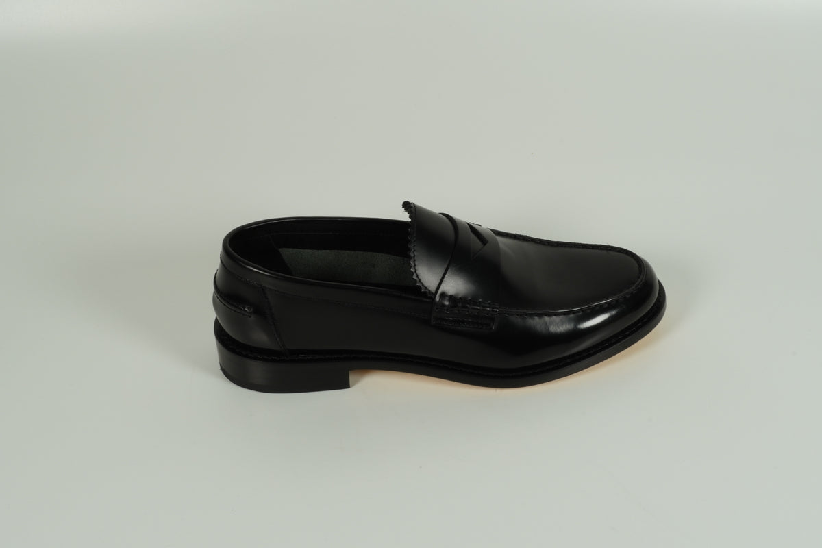 Moccasin Black