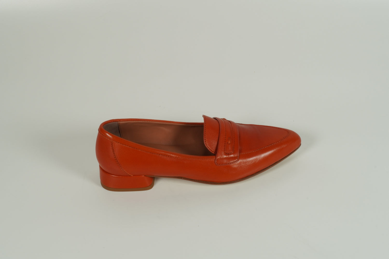 Orange low shoe