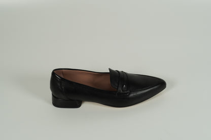 Low Shoe Black