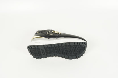 Sneaker Schwarz