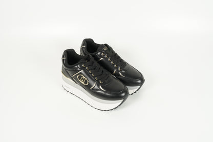 Sneaker Schwarz