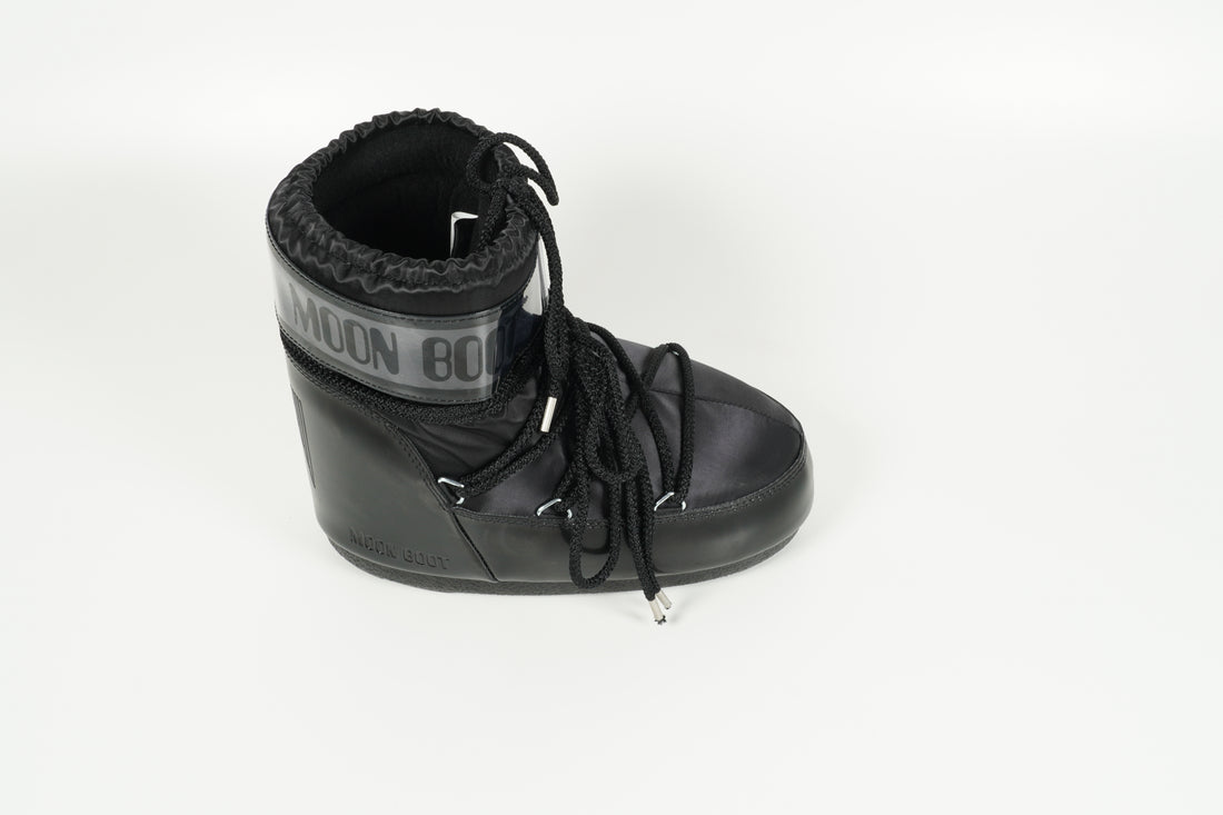 Boot Schwarz