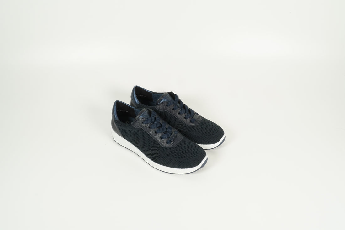Sneaker Blau