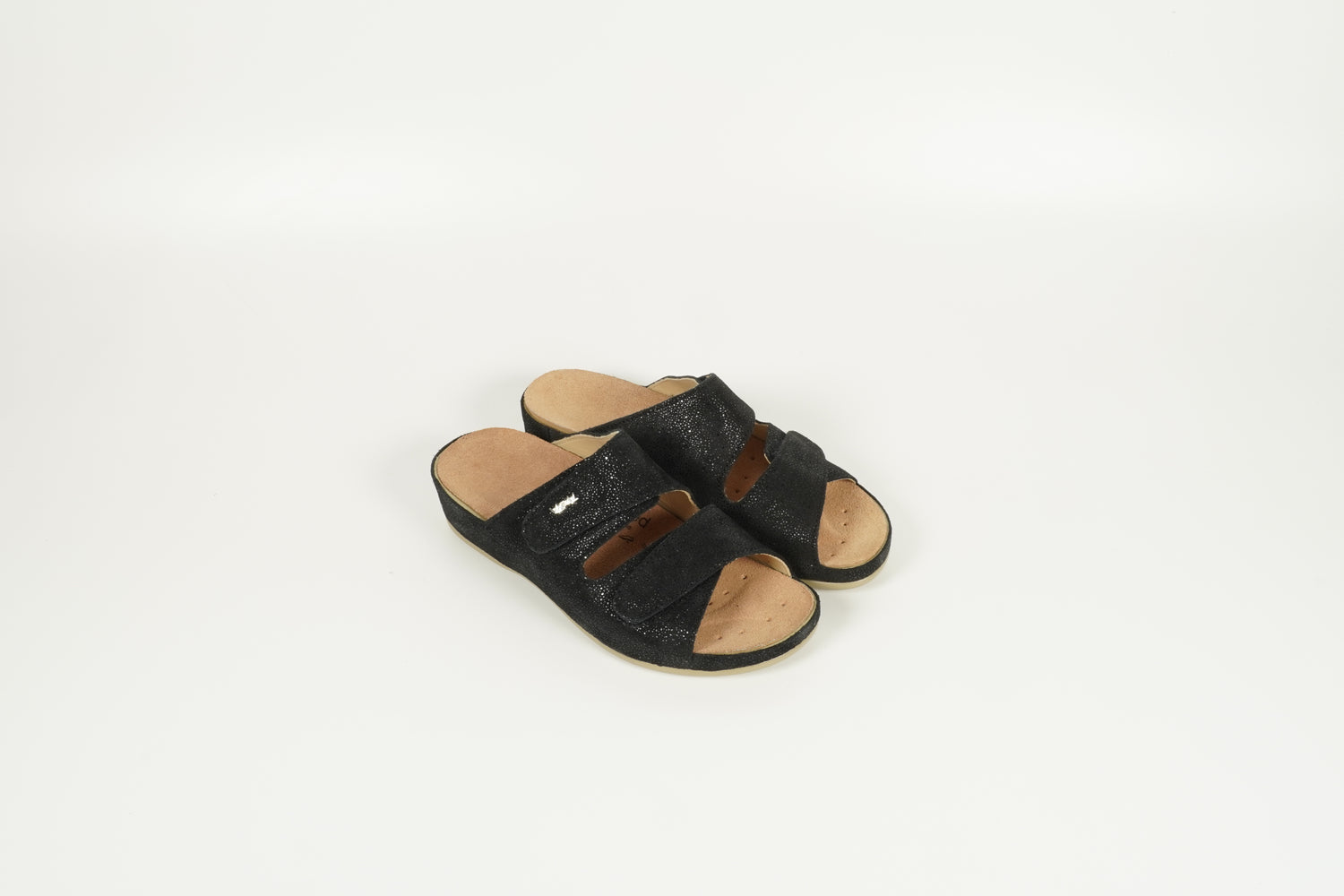 0612M-158/99 Frost black