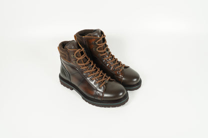 Boot Braun