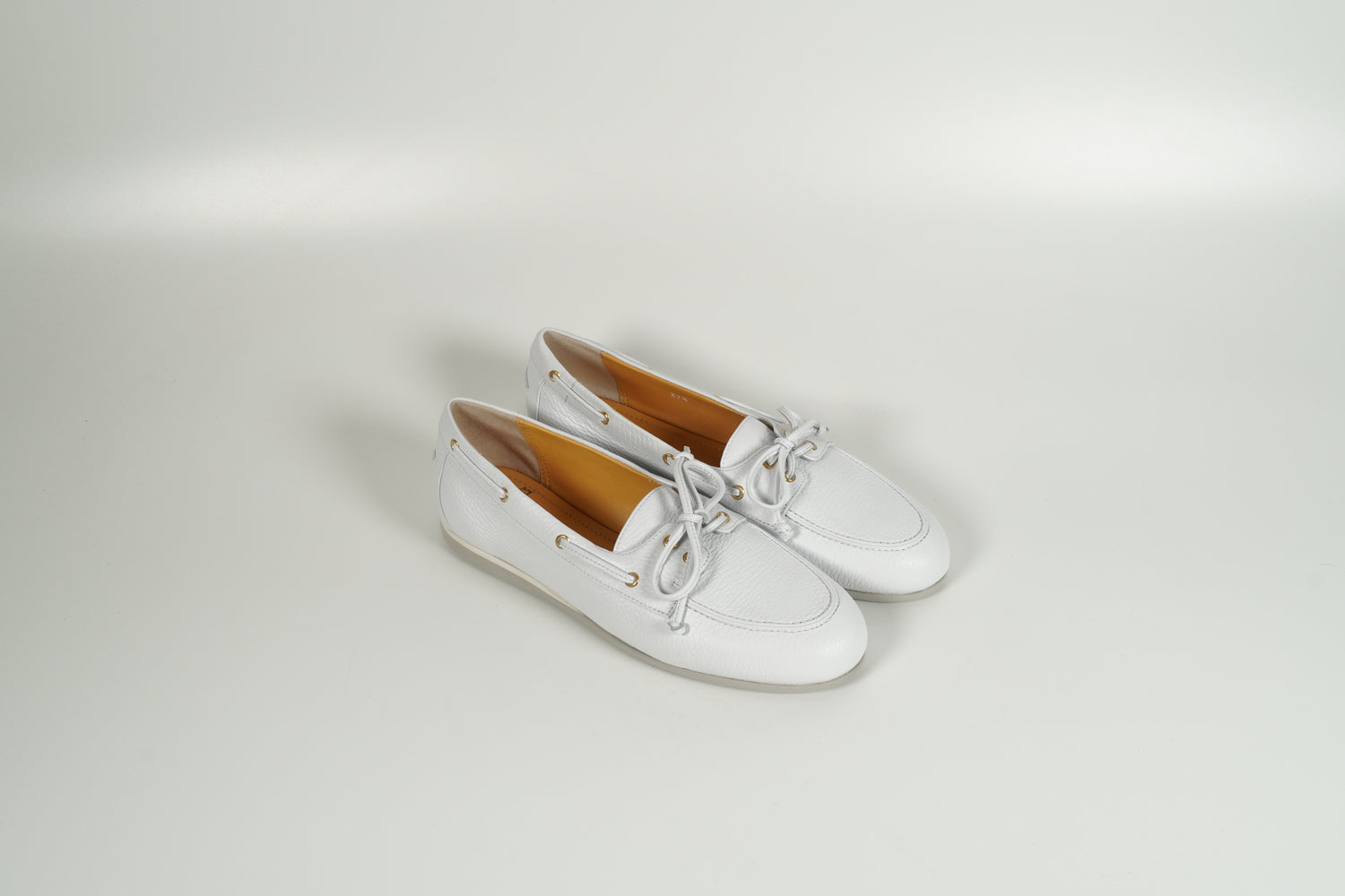 Moccasin Weiss