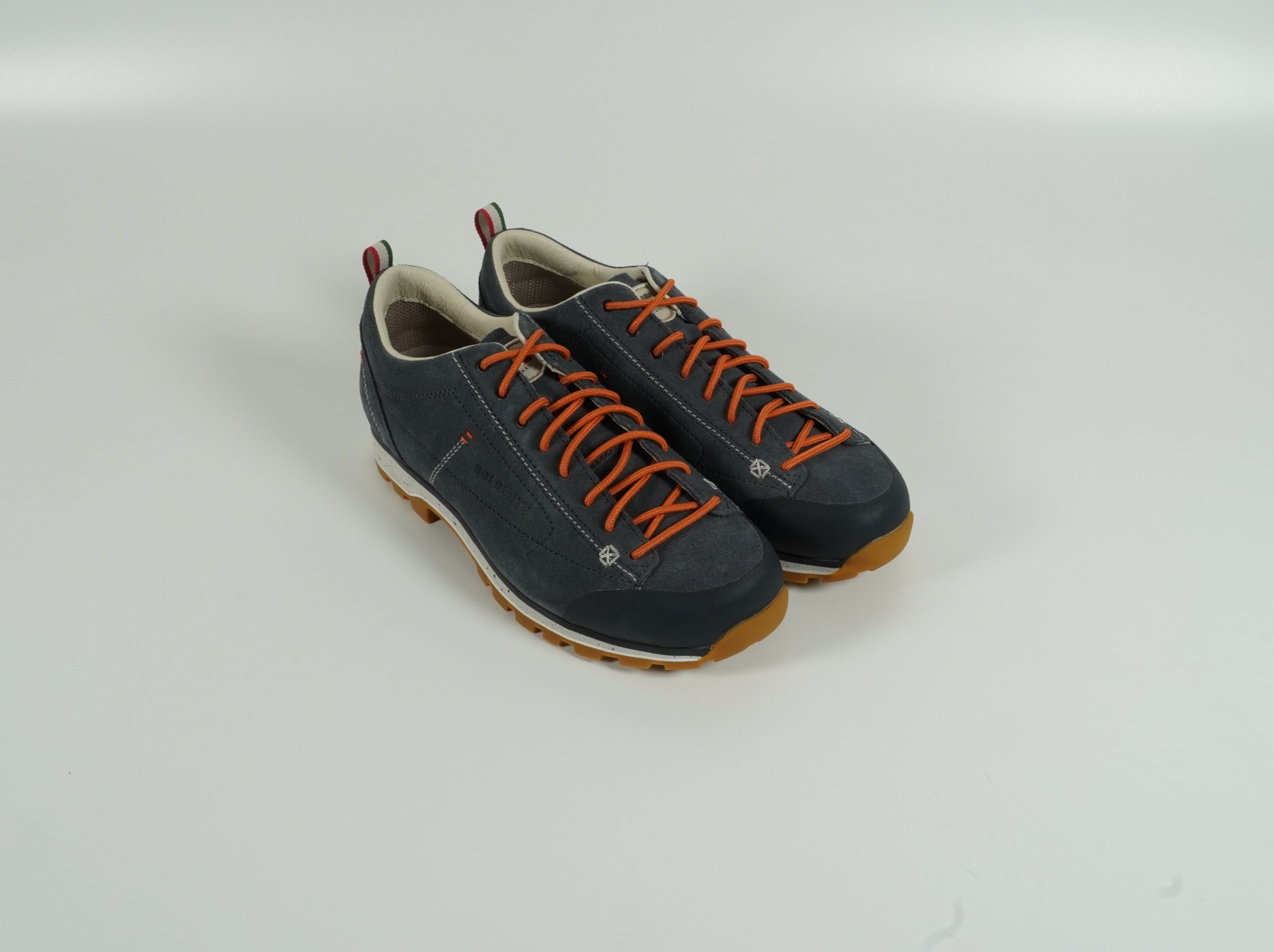 lace-up shoes for men