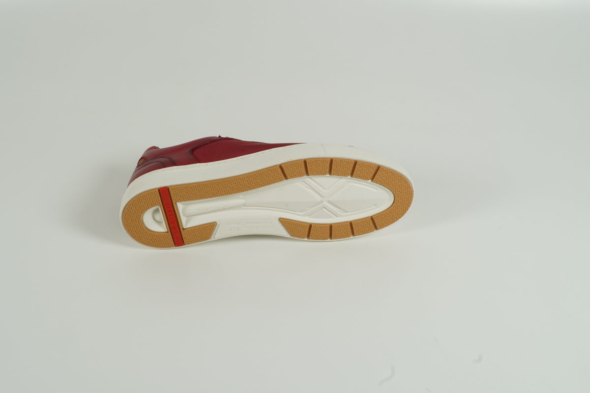 Baskets rouges
