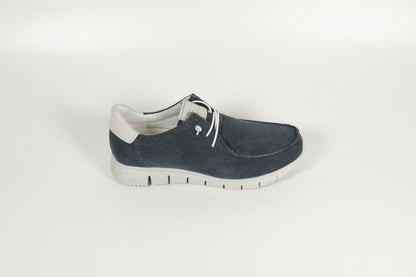 Sneaker Blau