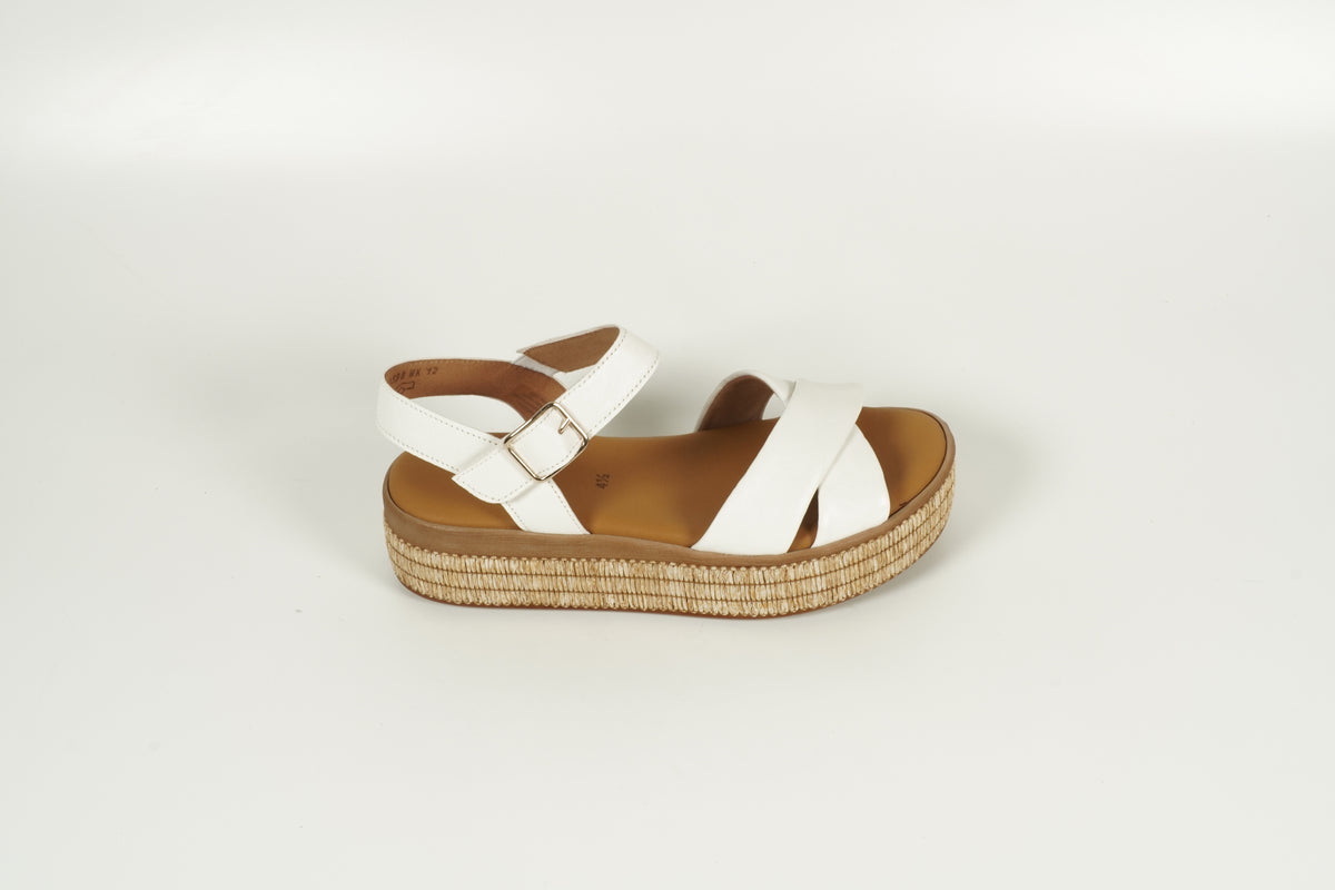 Sandal White