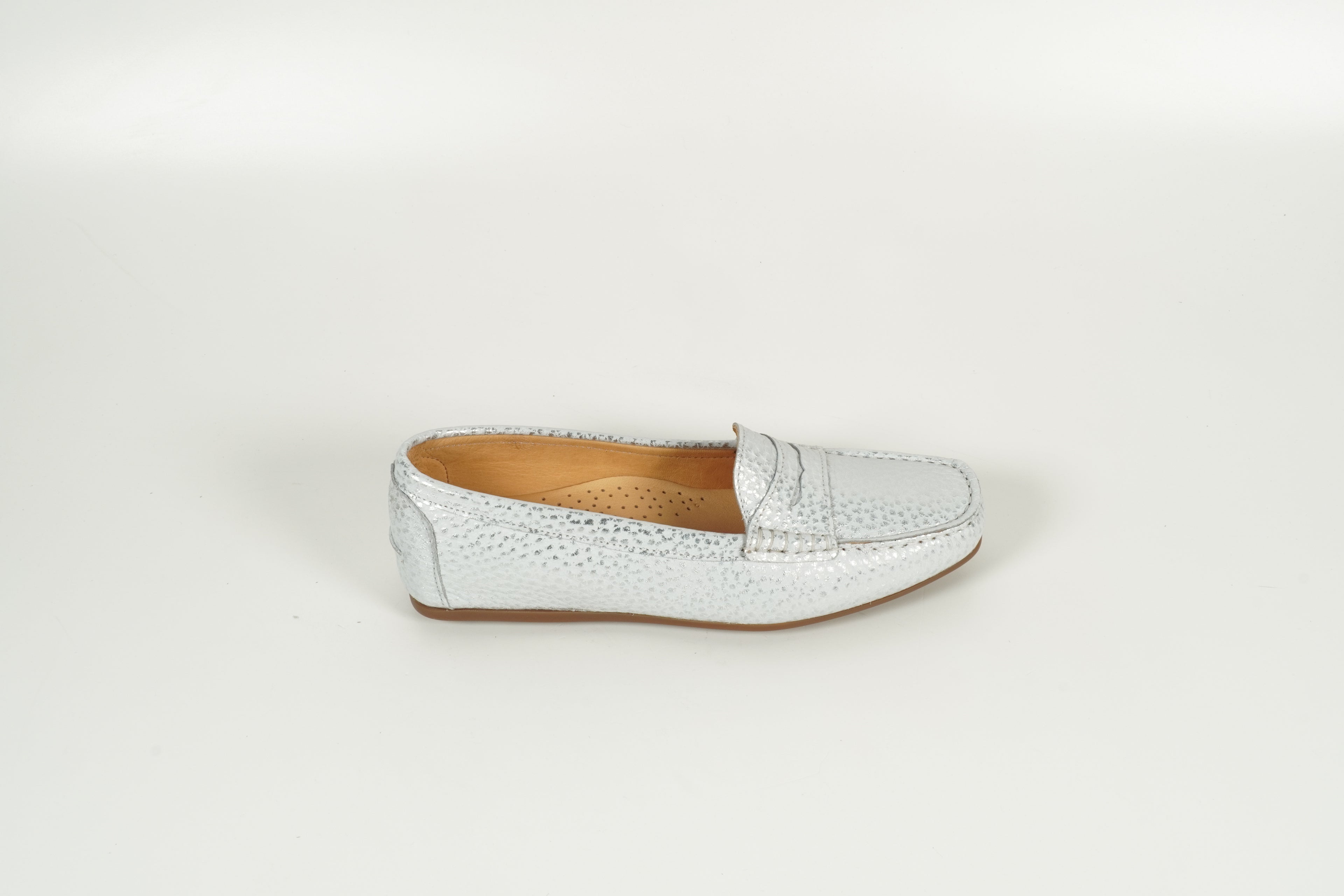 Moccasin White