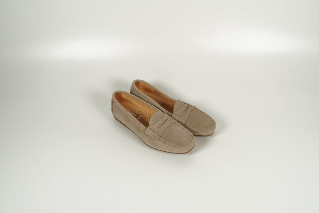 Moccasin Beige