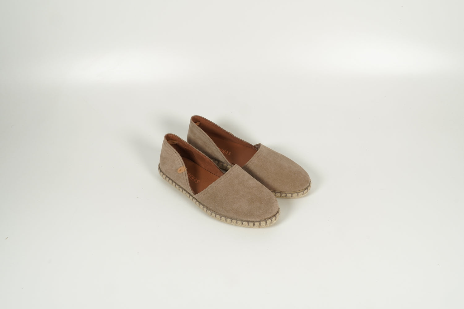beige low shoe