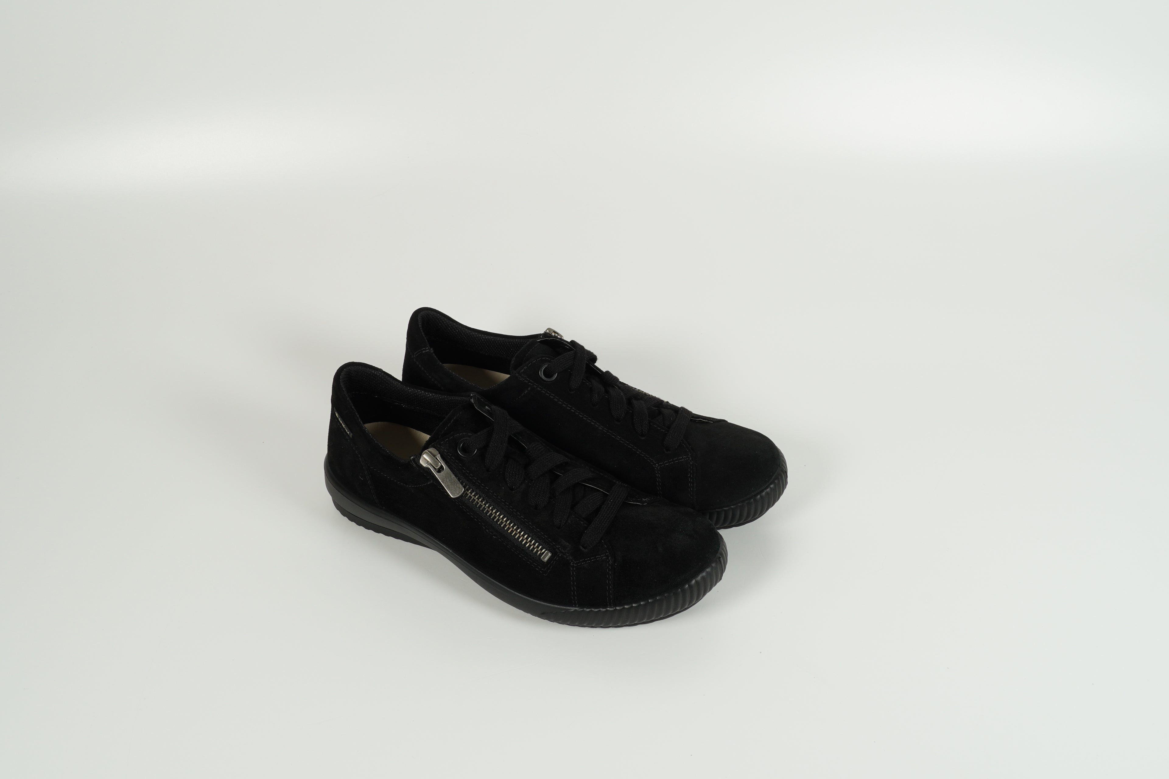 2-000219-0000 Velour black