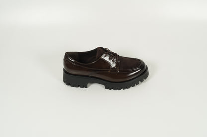 Schnürschuh Braun