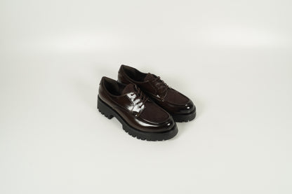 Schnürschuh Braun