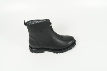 Boat Black