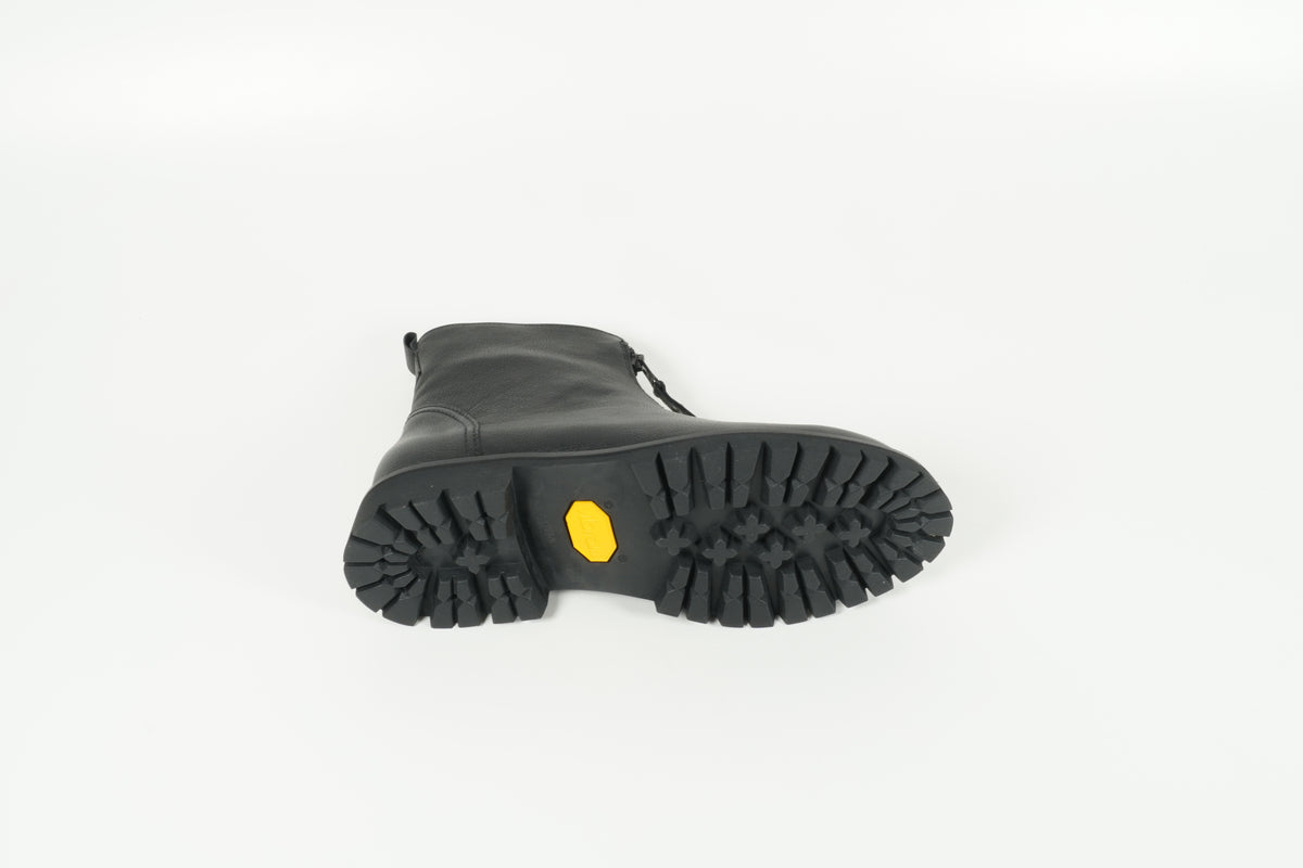 Boat Black