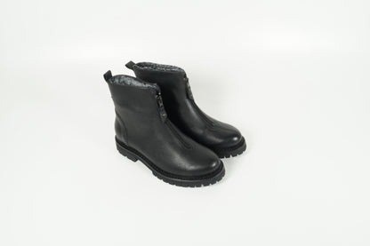 Boat Black