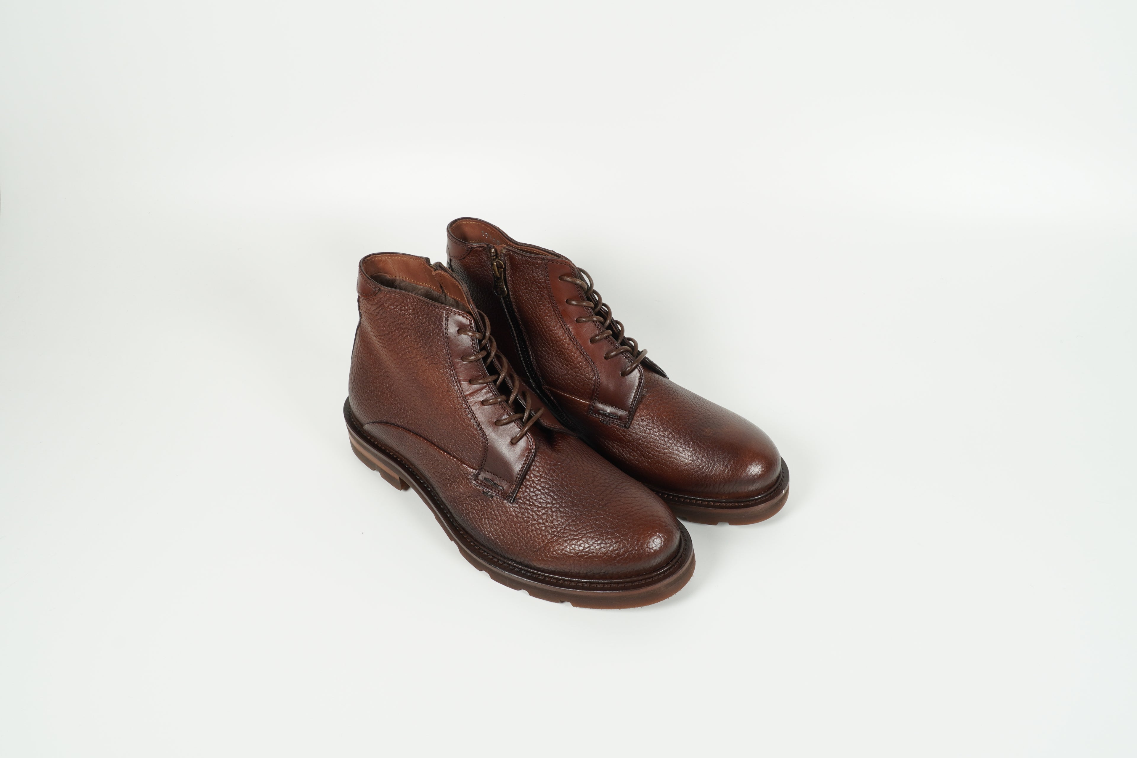 Schnürschuh Braun