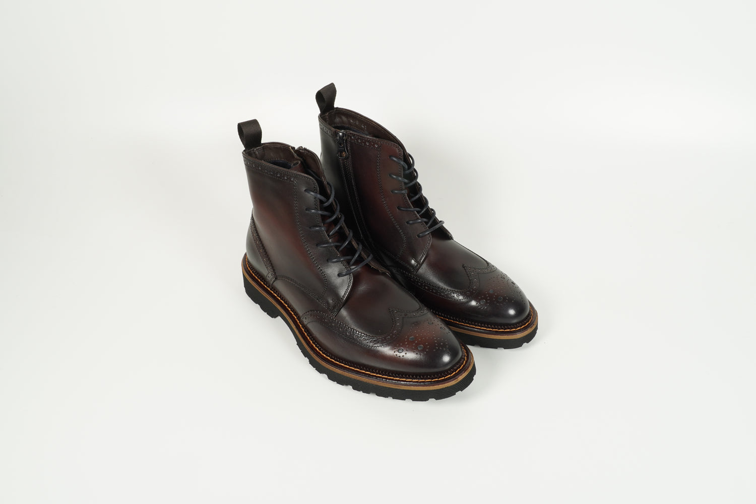 Schnürschuh Braun