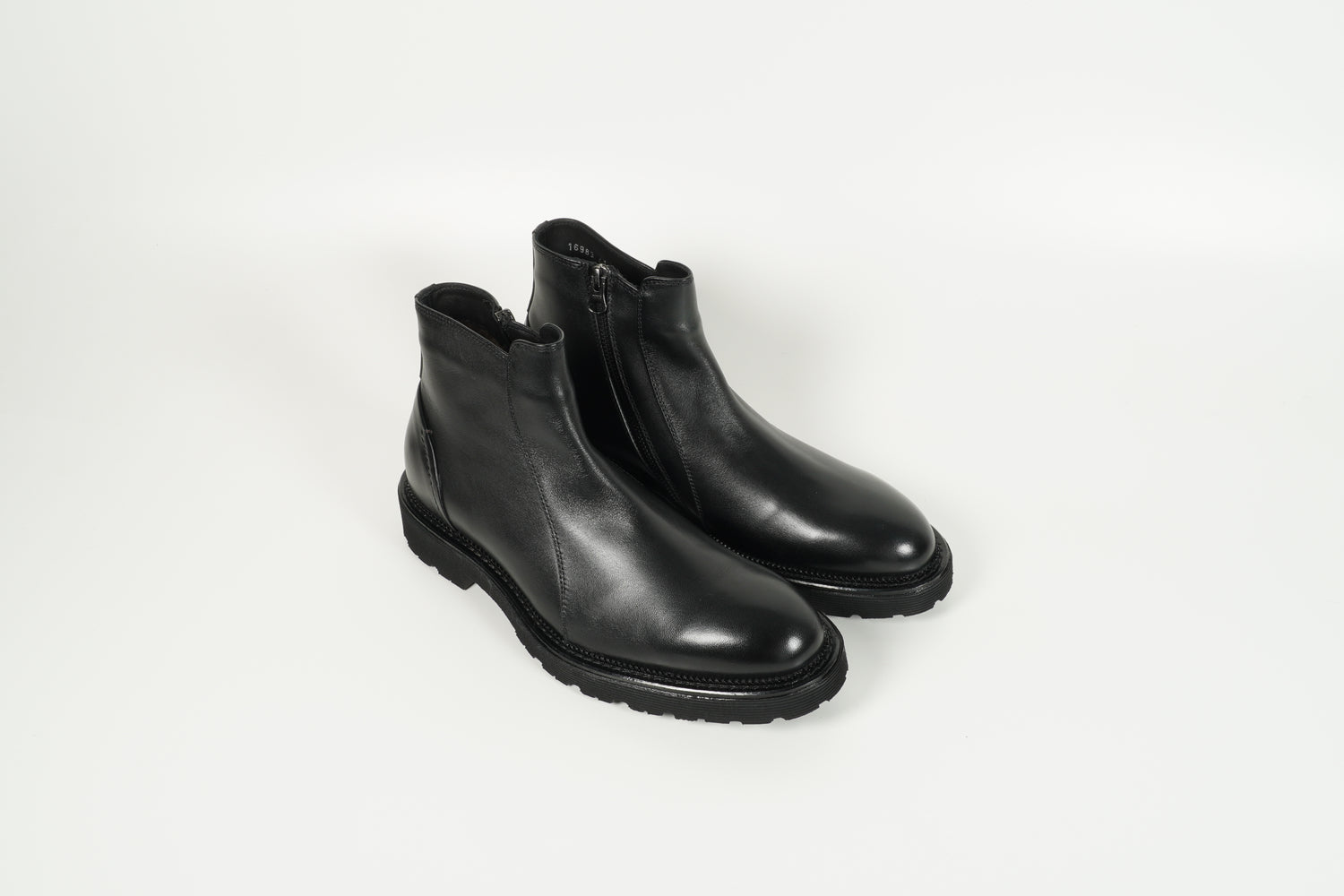 Boot Schwarz