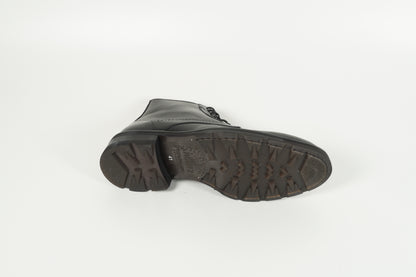 Schnürschuh Schwarz
