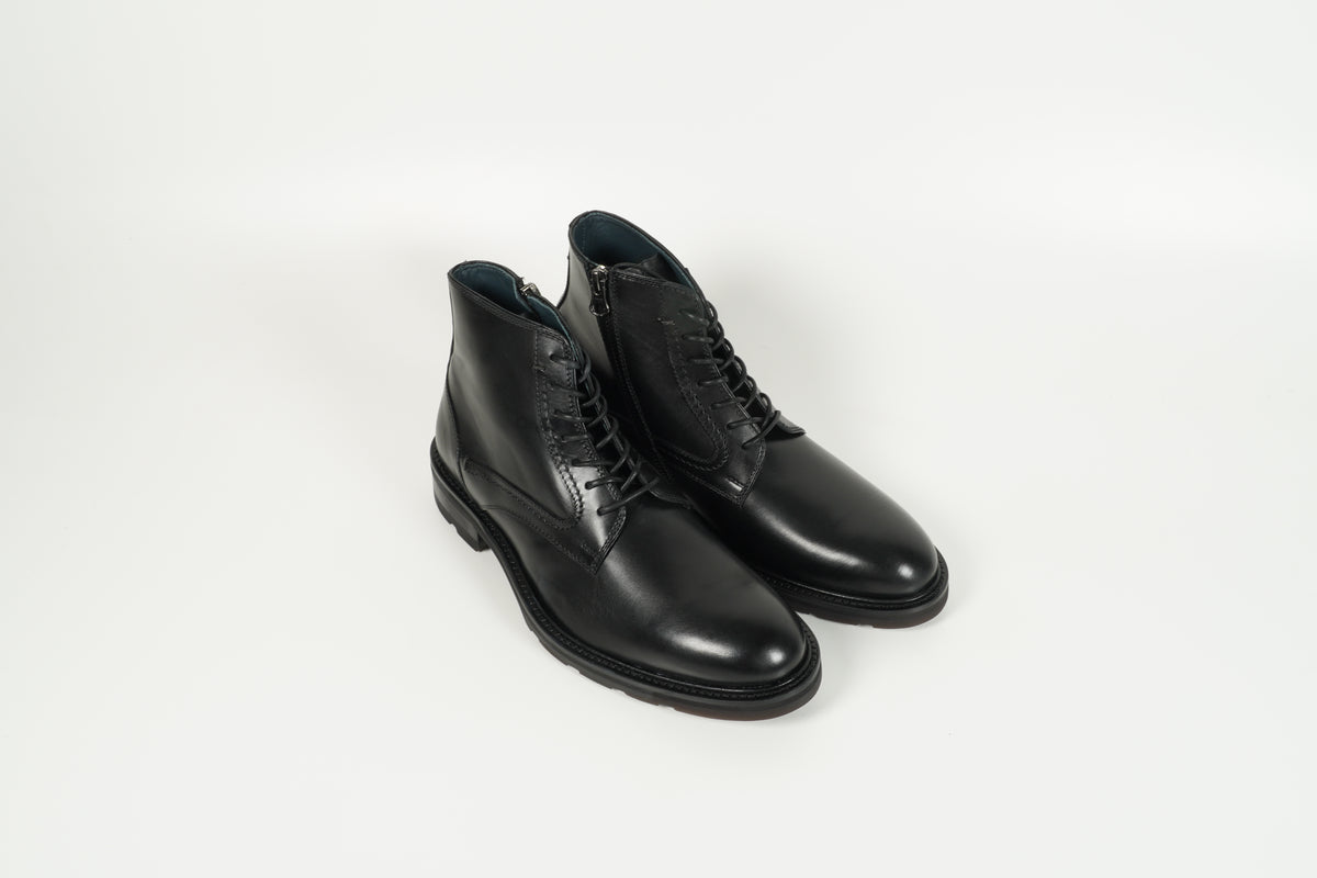 Chaussure à lacets noire