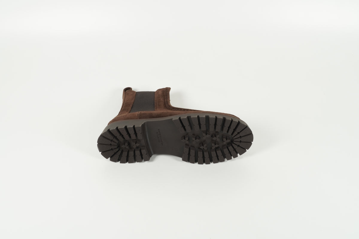 Boot Braun