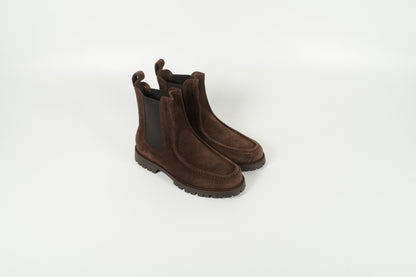Boot Braun