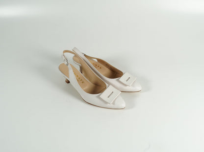 Pumps White