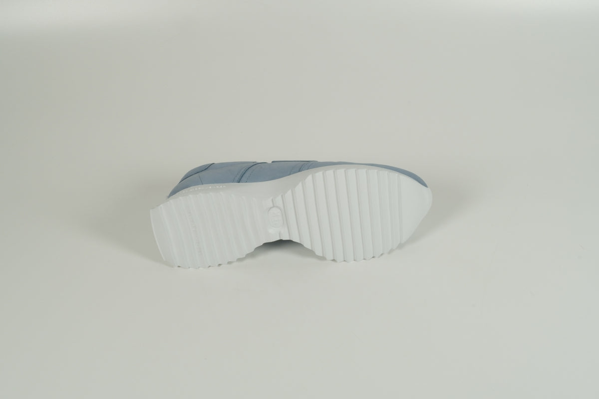 Sneaker Blau