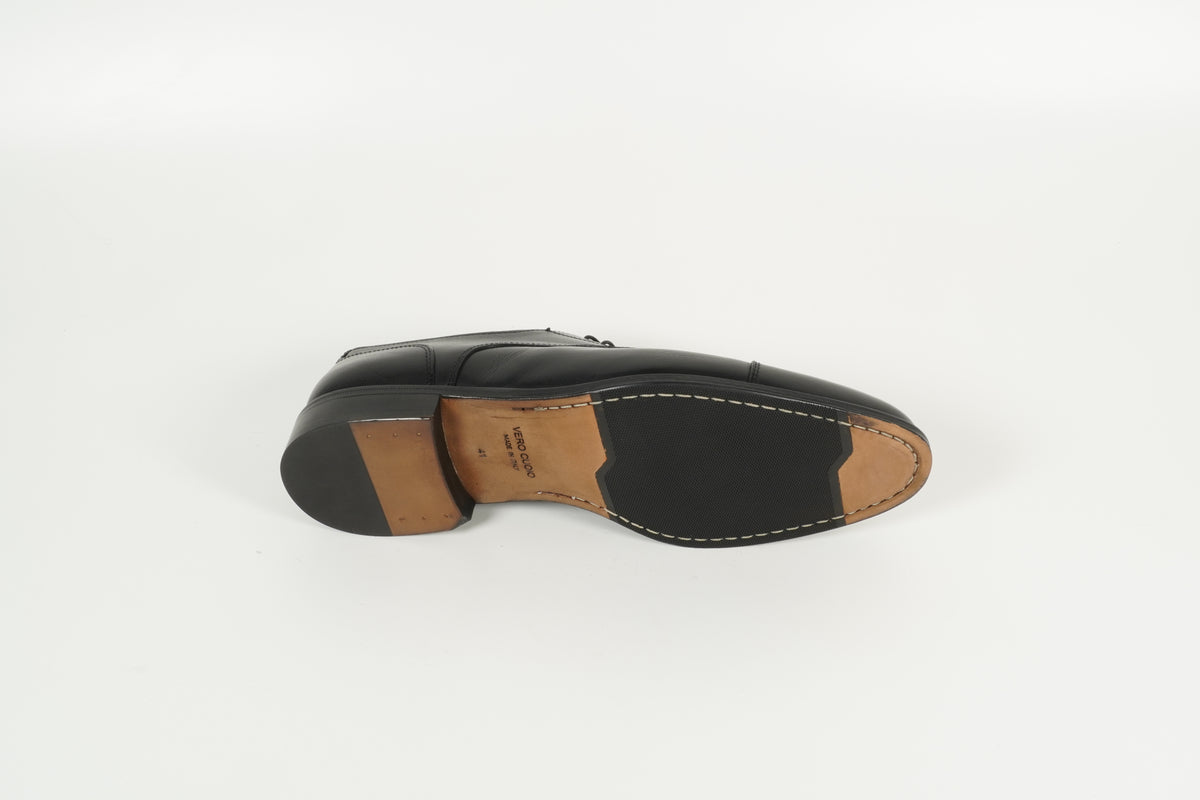 Schnürschuh Schwarz