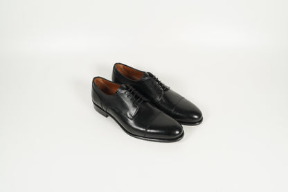 Schnürschuh Schwarz