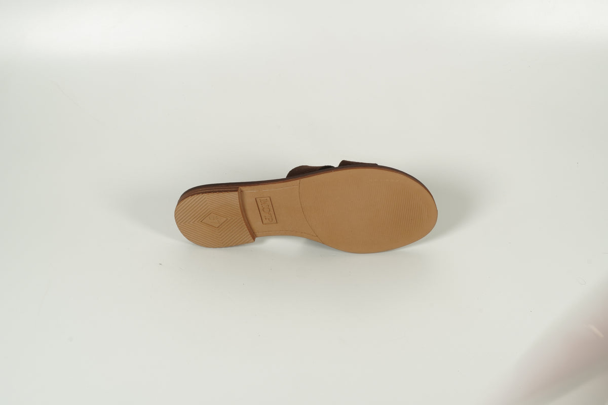 Pantolette Braun