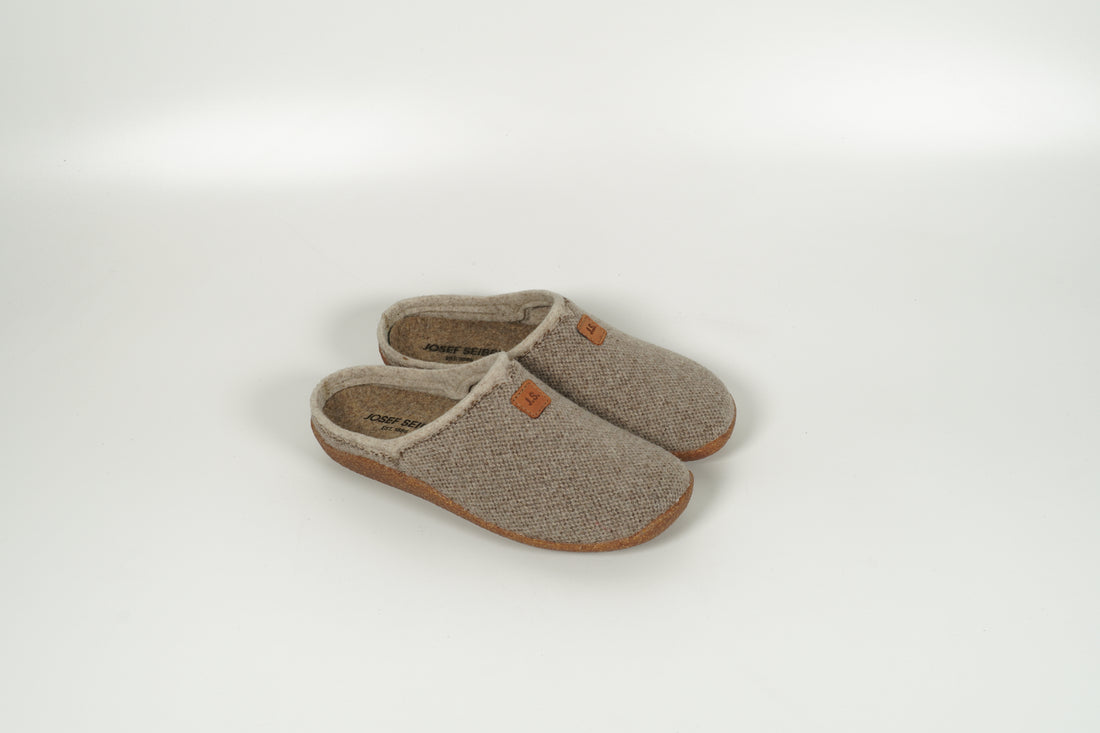 Hausschuhe Beige