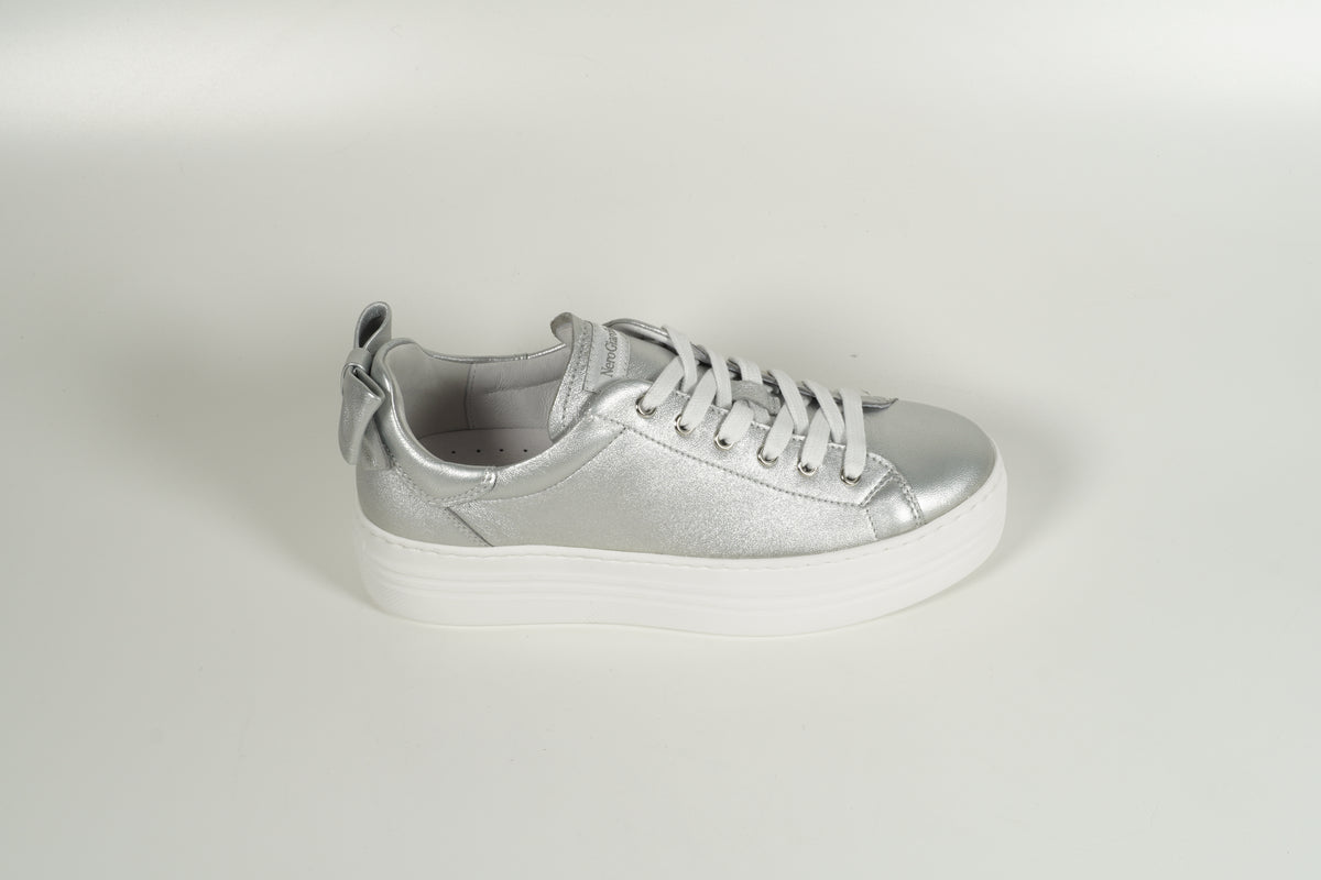 Sneaker Silver