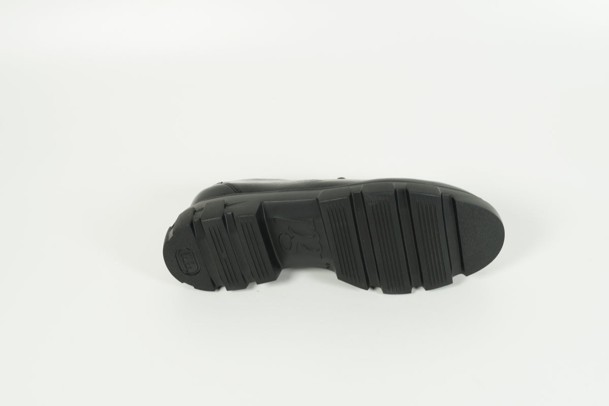Schnürschuh Schwarz