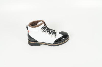 Boot Schwarz