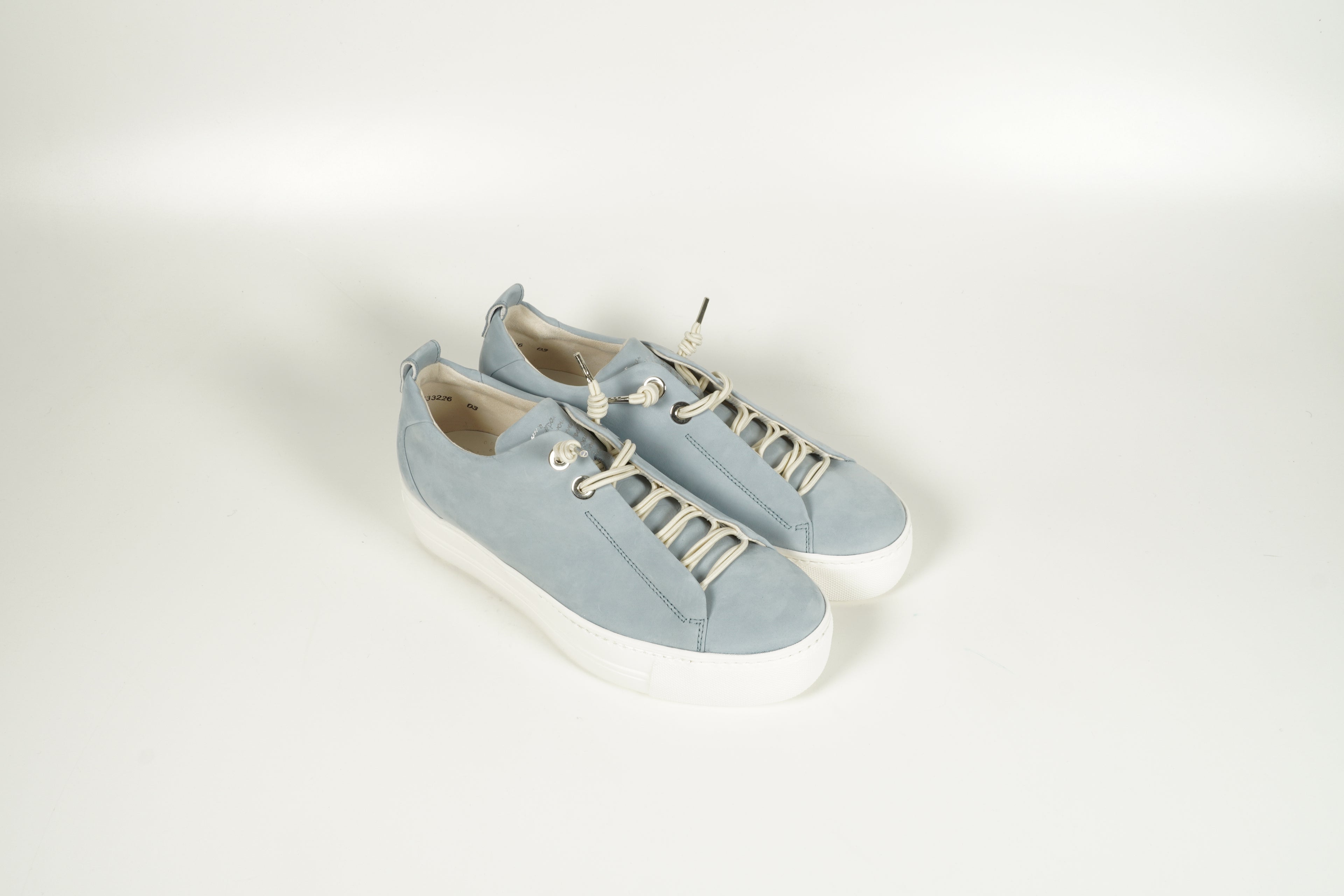 Sneaker Blau