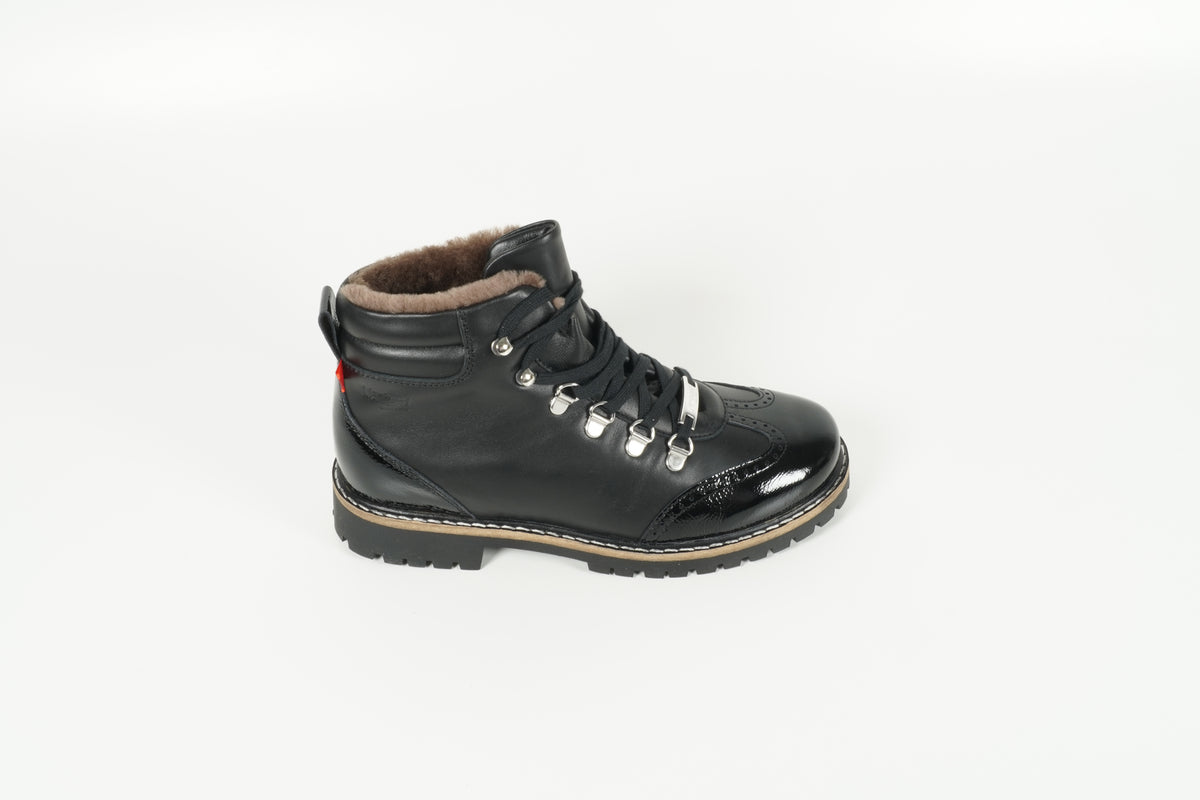 Boot Schwarz