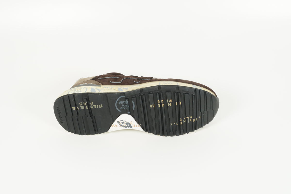 Sneaker Brown