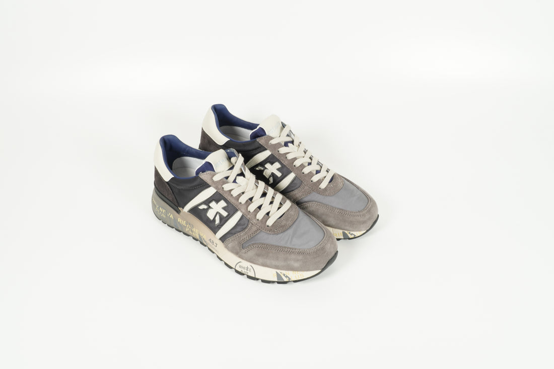 Sneaker Grau