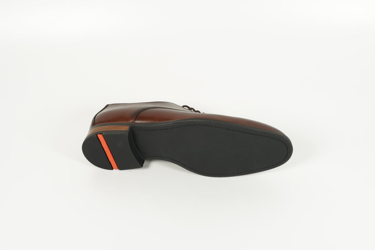 Schnürschuh Braun