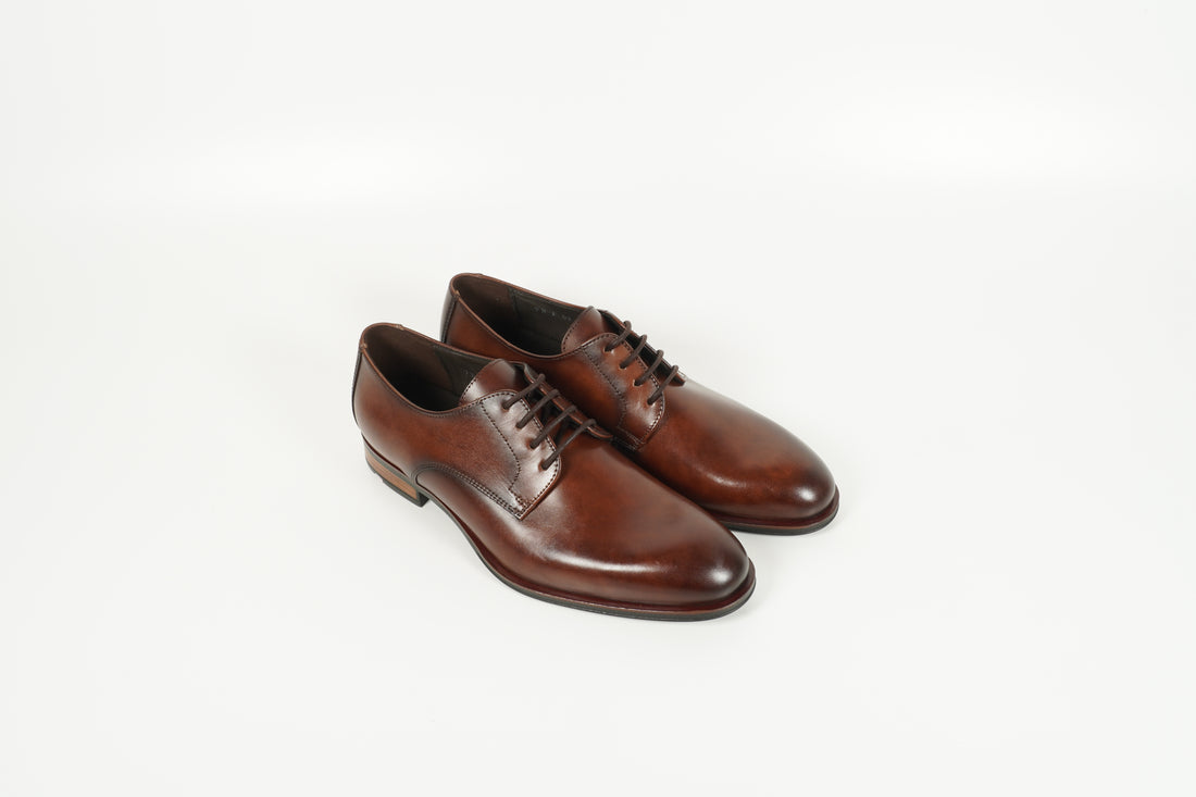 Schnürschuh Braun