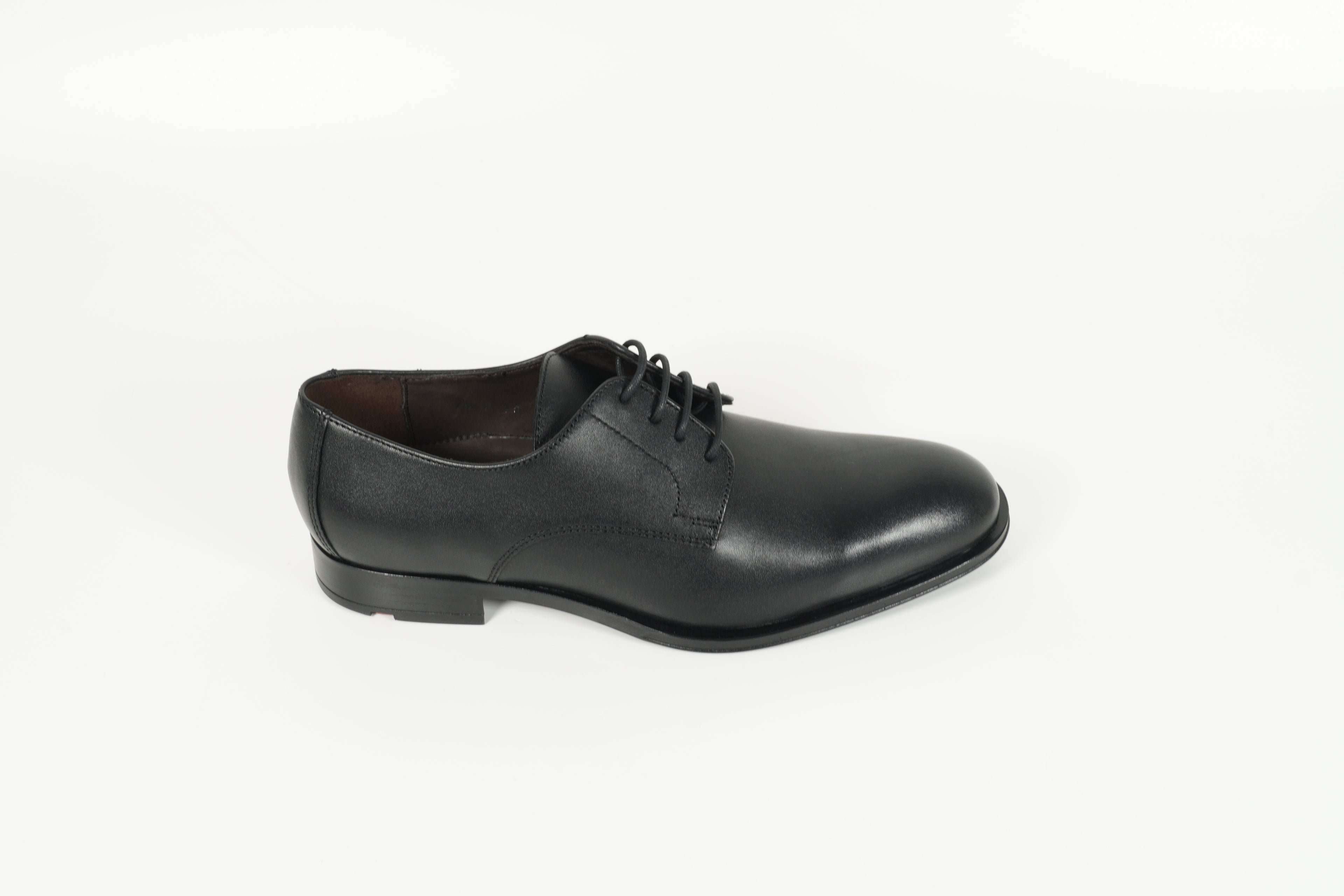 Schnürschuh Schwarz