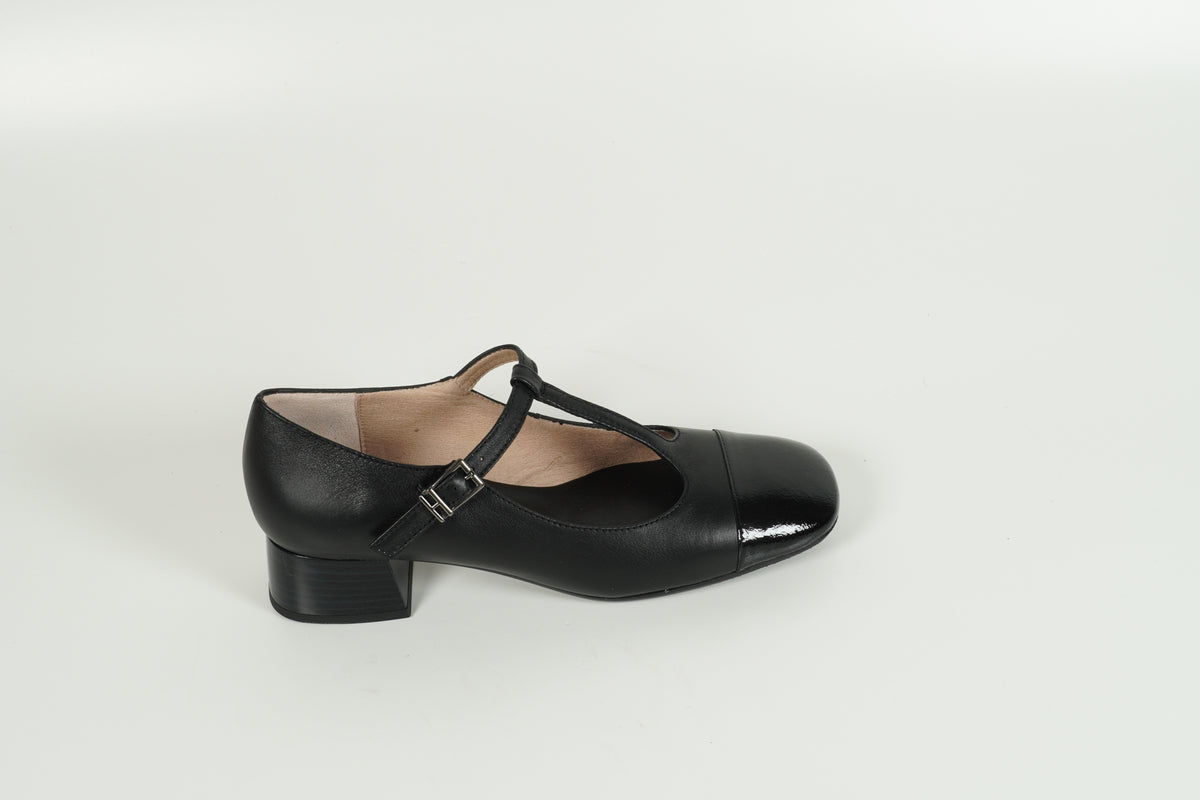 Pump Black