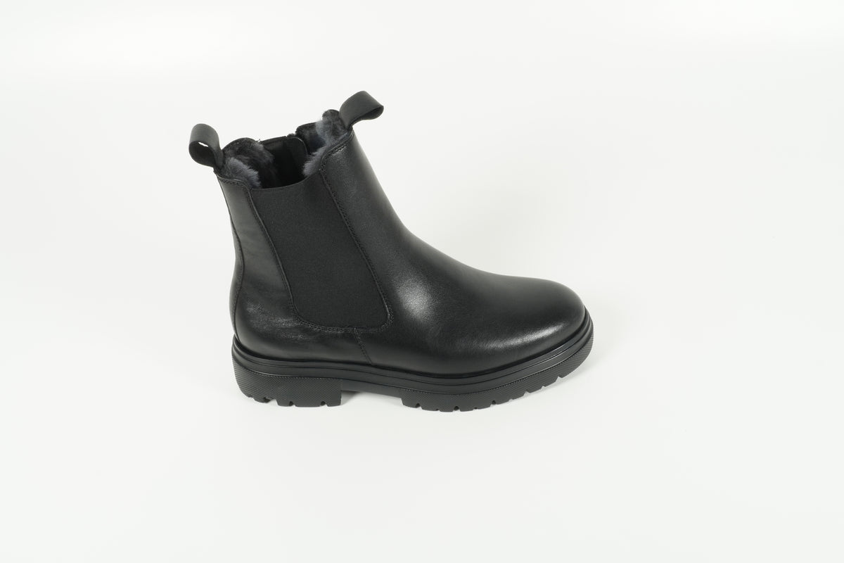 Boot Schwarz